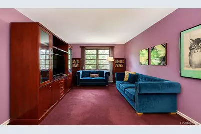 75-05 210th Street #4N, Oakland Gardens, NY 11364 - Photo 5