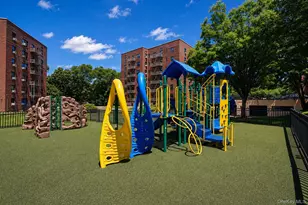 75-05 210th St, Oakland Gardens, NY 11364 - Photo 23