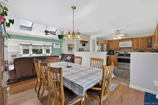 14 Blossom Grove Ct, Highland, NY 12528 - Photo 7