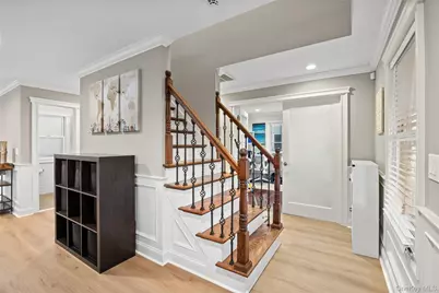 122 Linton Avenue, Lindenhurst, NY 11757 - Photo 5