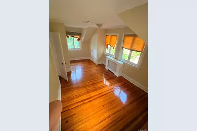 6 Tower Rd, Glen Cove, NY 11542 - Photo 9