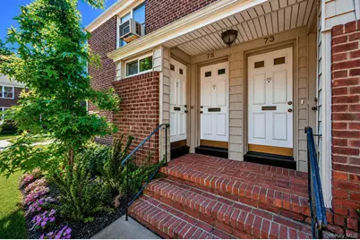 75 Edwards Street #1C, Roslyn Heights, NY 11577 - Photo 3
