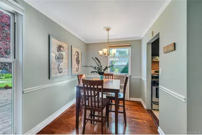 75 Edwards Street #1C, Roslyn Heights, NY 11577 - Photo 9