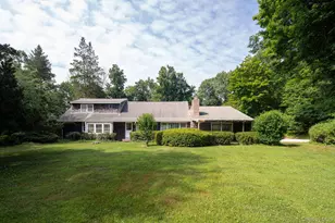 209 Southdown Rd, Lloyd Harbor, NY 11743 - Photo 3