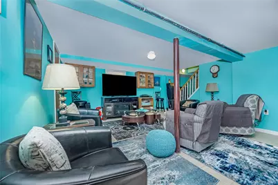 12135 Milburn Street, Springfield Gardens, NY 11413 - Photo 25