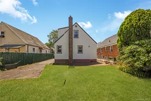 121-35 Milburn St, Springfield Gardens, NY 11413 - Photo 29