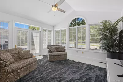 83 Saint Andrews Lane, Hopewell Junction, NY 12533 - Photo 9