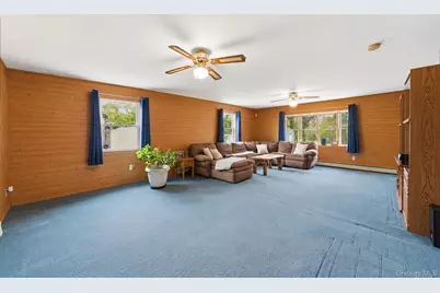 12 Wilmont Turn, Coram, NY 11727 - Photo 13