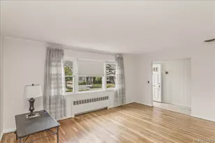 17 Duryea Pl, Lynbrook, NY 11563 - Photo 3