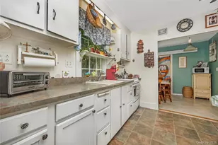 12 Valkyr Rd, Rocky Point, NY 11778 - Photo 9