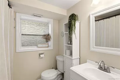3 Del Place, Hauppauge, NY 11788 - Photo 27