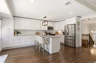 3 Del Pl, Hauppauge, NY 11788 - Photo 13