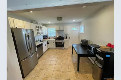 36 34th Street, Copiague, NY 11726 - Photo 7