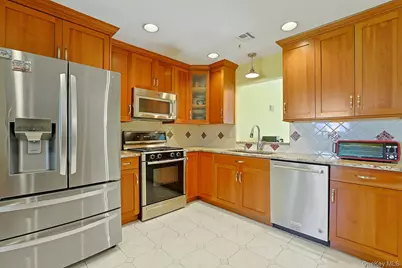 168 Orchid Drive, Pearl River, NY 10965 - Photo 11