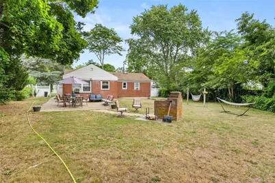 1632 N Thompson Drive, Bay Shore, NY 11706 - Photo 15