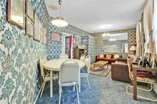 42-01 Newtown Rd, Astoria, NY 11103 - Photo 5