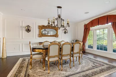 26 Legends Circle, Melville, NY 11747 - Photo 5