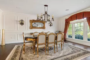 26 Legends Cir, Melville, NY 11747 - Photo 5