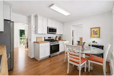 29 Saint Joseph Street, New Rochelle, NY 10805 - Photo 5