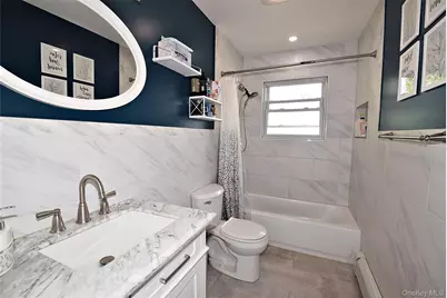 27 Naples Avenue, Central Islip, NY 11722 - Photo 15