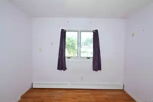 27 Naples Ave, Central Islip, NY 11722 - Photo 19