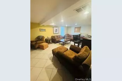 9404 157th Avenue, Howard Beach, NY 11414 - Photo 5