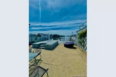 9404 157th Avenue, Howard Beach, NY 11414 - Photo 3