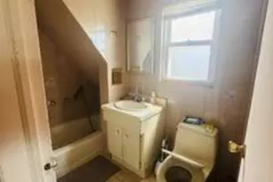 94-04 157th Ave, Howard Beach, NY 11414 - Photo 15