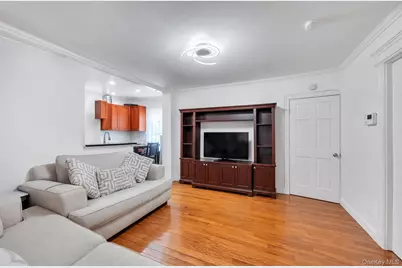 10530 Van Wyck Expressway, Richmond Hill, NY 11419 - Photo 13