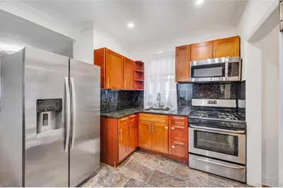 10530 Van Wyck Expressway, Richmond Hill, NY 11419 - Photo 7