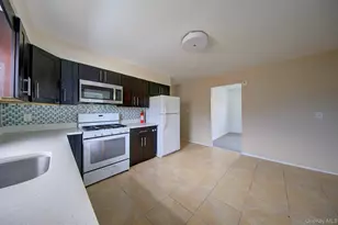1322 G St, Valley Stream, NY 11580 - Photo 3