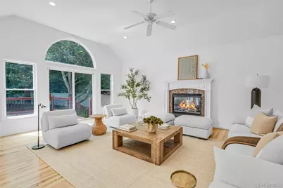 17 Esplanade Drive, Patchogue, NY 11772 - Photo 15