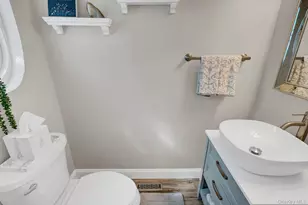 2106 Nicole Dr, Port Jefferson Station, NY 11776 - Photo 15