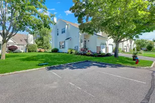 2106 Nicole Dr, Port Jefferson Station, NY 11776 - Photo 3