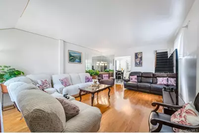 9419 96th Street, Ozone Park, NY 11416 - Photo 9