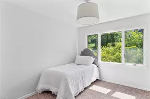 54 Dix Woods Dr, Melville, NY 11747 - Photo 11