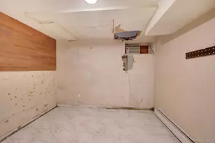 142-16 116th Ave, Jamaica, NY 11436 - Photo 15