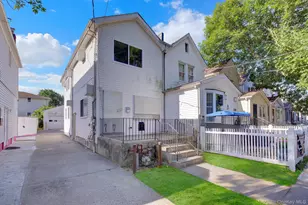 142-16 116th Ave, Jamaica, NY 11436 - Photo 3