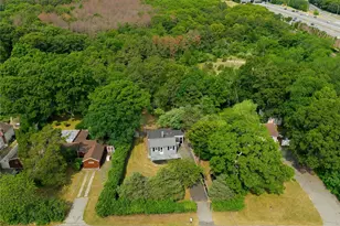 902 Old Medford Ave, Medford, NY 11763 - Photo 21