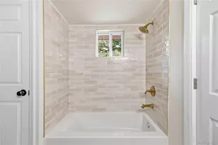 902 Old Medford Ave, Medford, NY 11763 - Photo 19