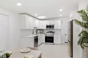 902 Old Medford Ave, Medford, NY 11763 - Photo 9
