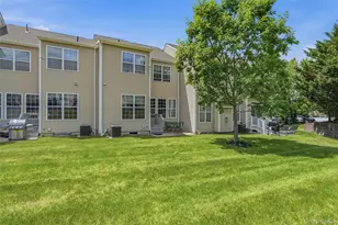 6 Bainbridge Pl, Newburgh, NY 12550 - Photo 13