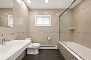 1319 Auerbach Ave, Hewlett, NY 11557 - Photo 17
