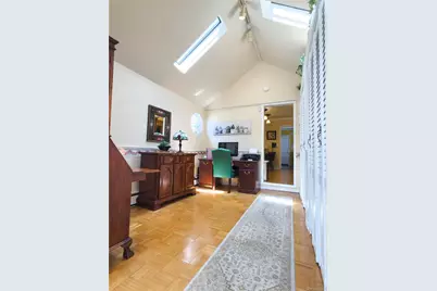 2 Irvington Street, Valley Stream, NY 11581 - Photo 9