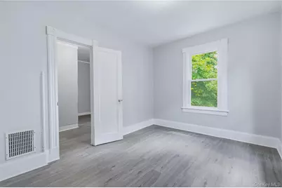 70 Vandeusen Street, Kingston, NY 12401 - Photo 13