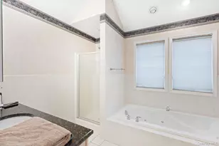16 Lindbergh Cir, Huntington, NY 11743 - Photo 25