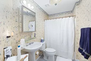 16 Lindbergh Cir, Huntington, NY 11743 - Photo 27