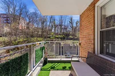 250 N Broadway #5B, Yonkers, NY 10701 - Photo 7