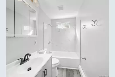 16 Brushwood Drive, Shirley, NY 11967 - Photo 15