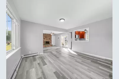 16 Brushwood Drive, Shirley, NY 11967 - Photo 7